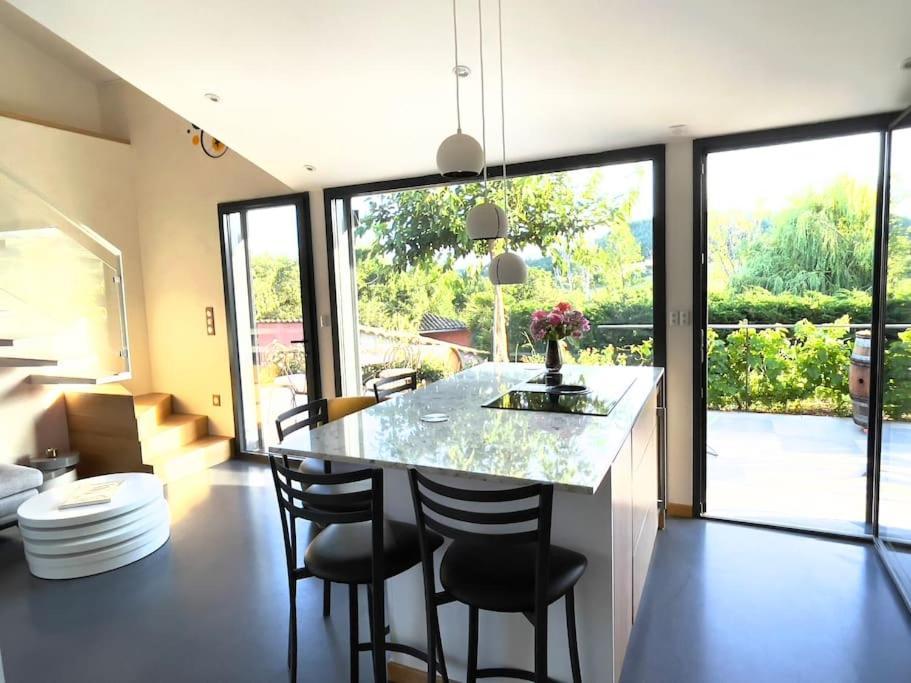 Gite De Charme 5 Etoiles Pour Couple Avec Sauna Et Jacuzzi Exterieurs Privatifs Peaugres Zewnętrze zdjęcie