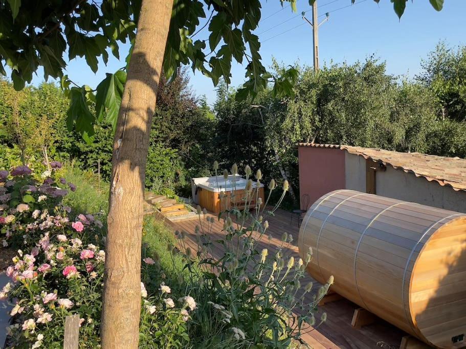 Gite De Charme 5 Etoiles Pour Couple Avec Sauna Et Jacuzzi Exterieurs Privatifs Peaugres Zewnętrze zdjęcie
